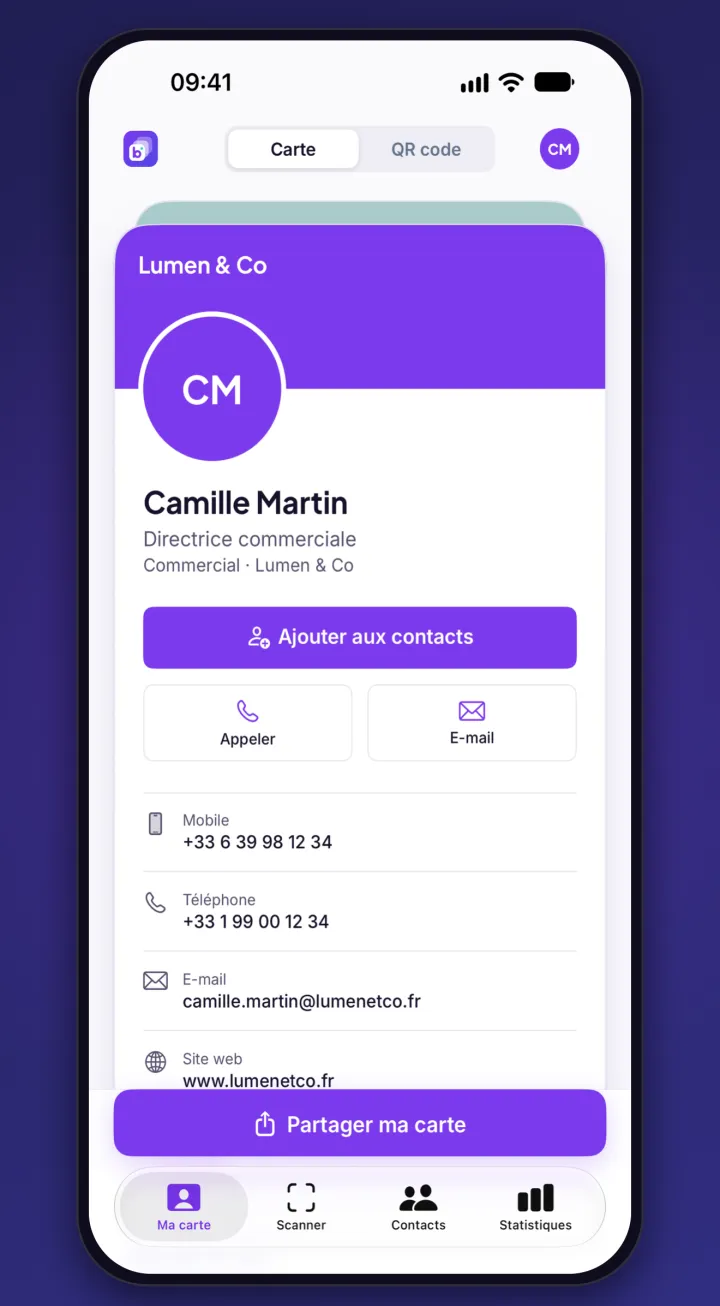 L'app Brandesk affiche la carte de visite de Camille Martin aux couleurs de son entreprise, avec les boutons « Ajouter aux contacts » et « Partager ma carte ».